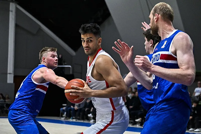 12 Dev Adam fırtınası sürüyor! İzlanda karşısında 110-73'lük zafer