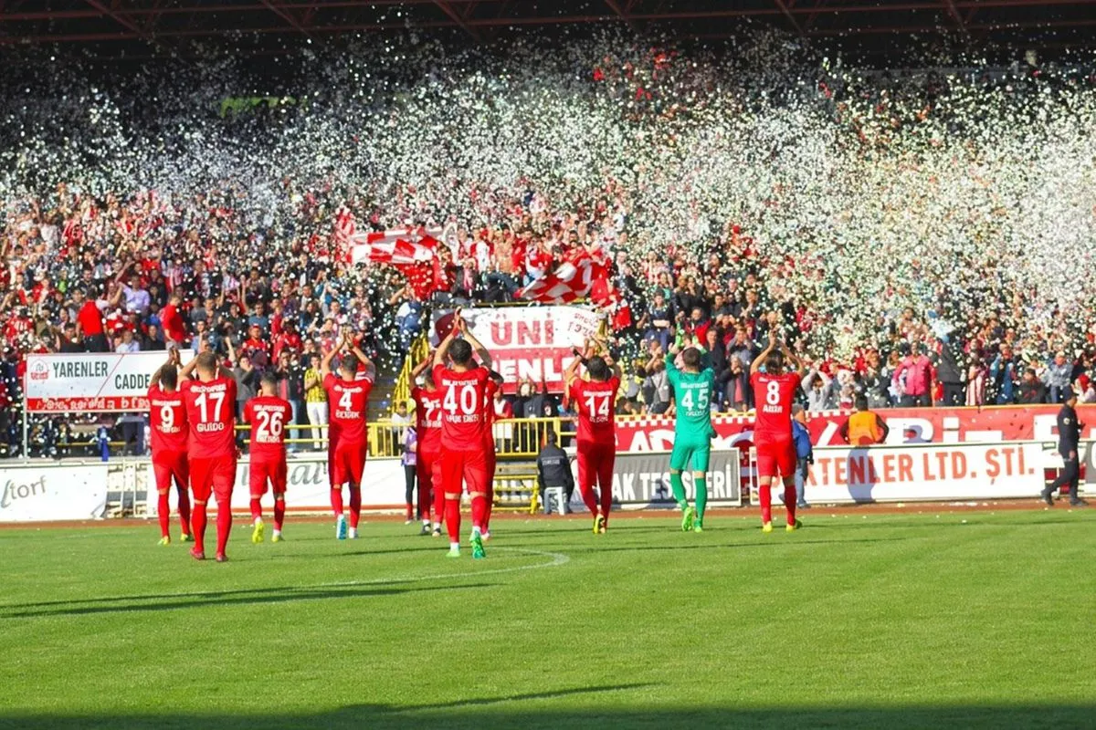 4 maçta 0 çeken takımın taraftarından yönetime istifa çağrısı