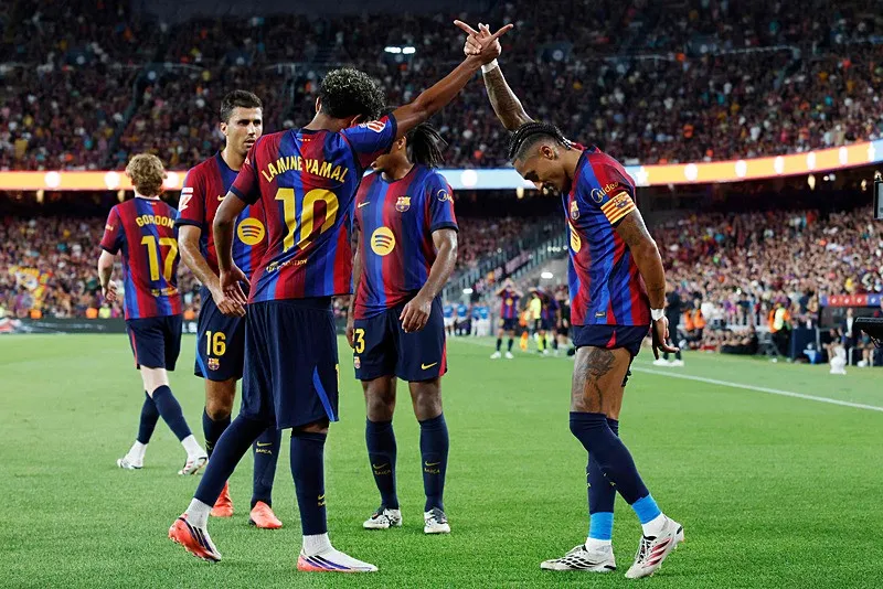 Barcelona gol oldu yağdı!