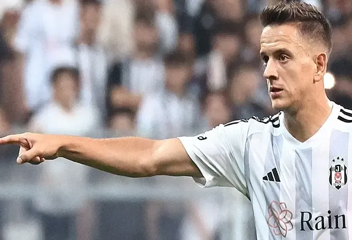 Beşiktaş, Amir Hadziahmetovic’e veda etti