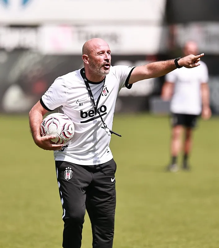 Beşiktaş'a Portekiz Ligi'nden orta saha! 10+4 kuralı için biçilmiş kaftan