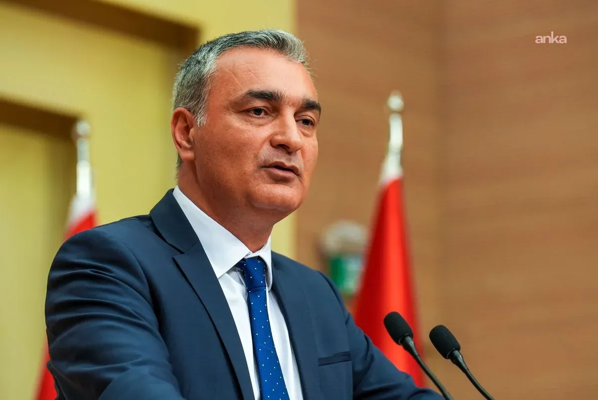 CHP: Büyüme yüzde 2,3 ile beklentilerin altında kaldı