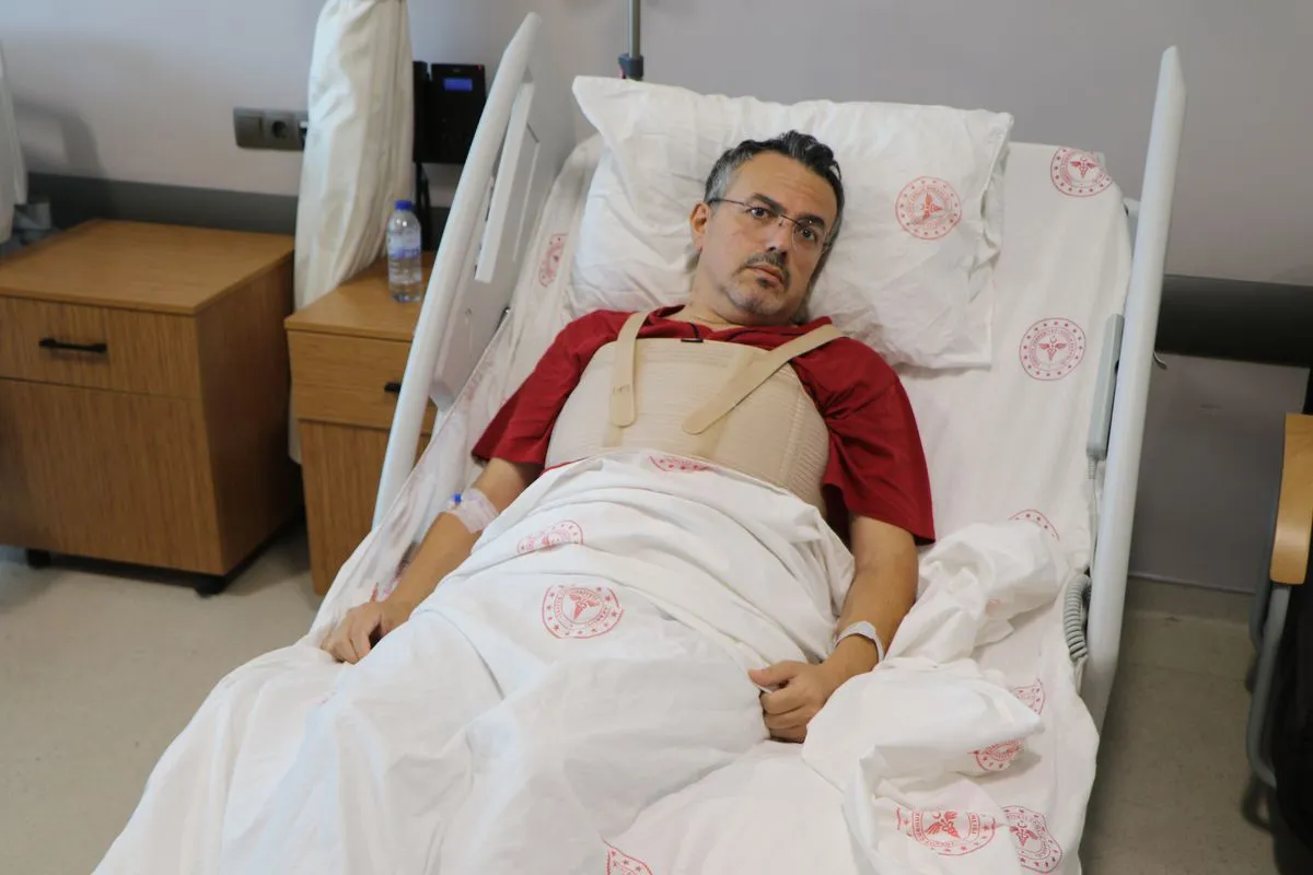 Dünyada Bir İlk: ALS Hastasına Eş Zamanlı Çift Kapak Değişimi
