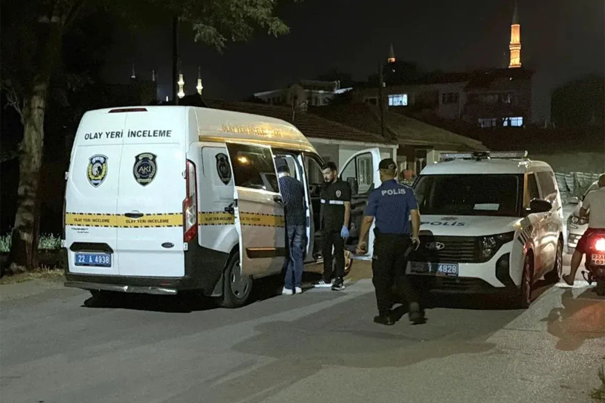 Edirne'de bıçaklı kavgada 1 kişi öldü