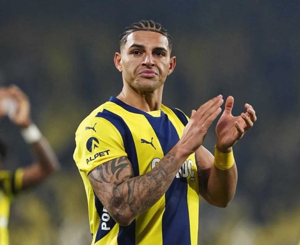 Fenerbahçe'de beklenen ayrılık! İşte yeni adresi