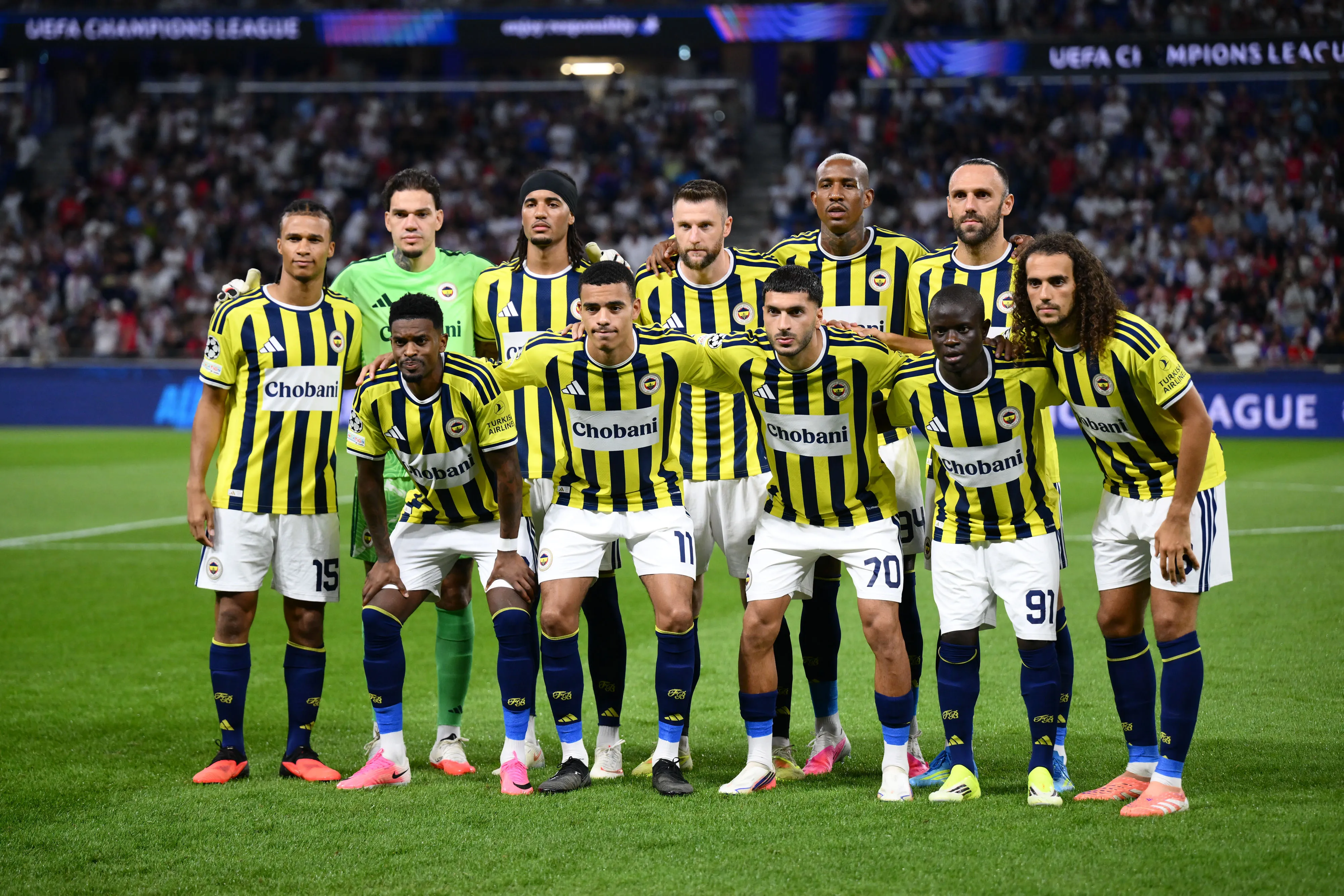 Fenerbahçe'de yeni transfer takımın içinden çıktı. İki maçta tüm hesaplar değişti
