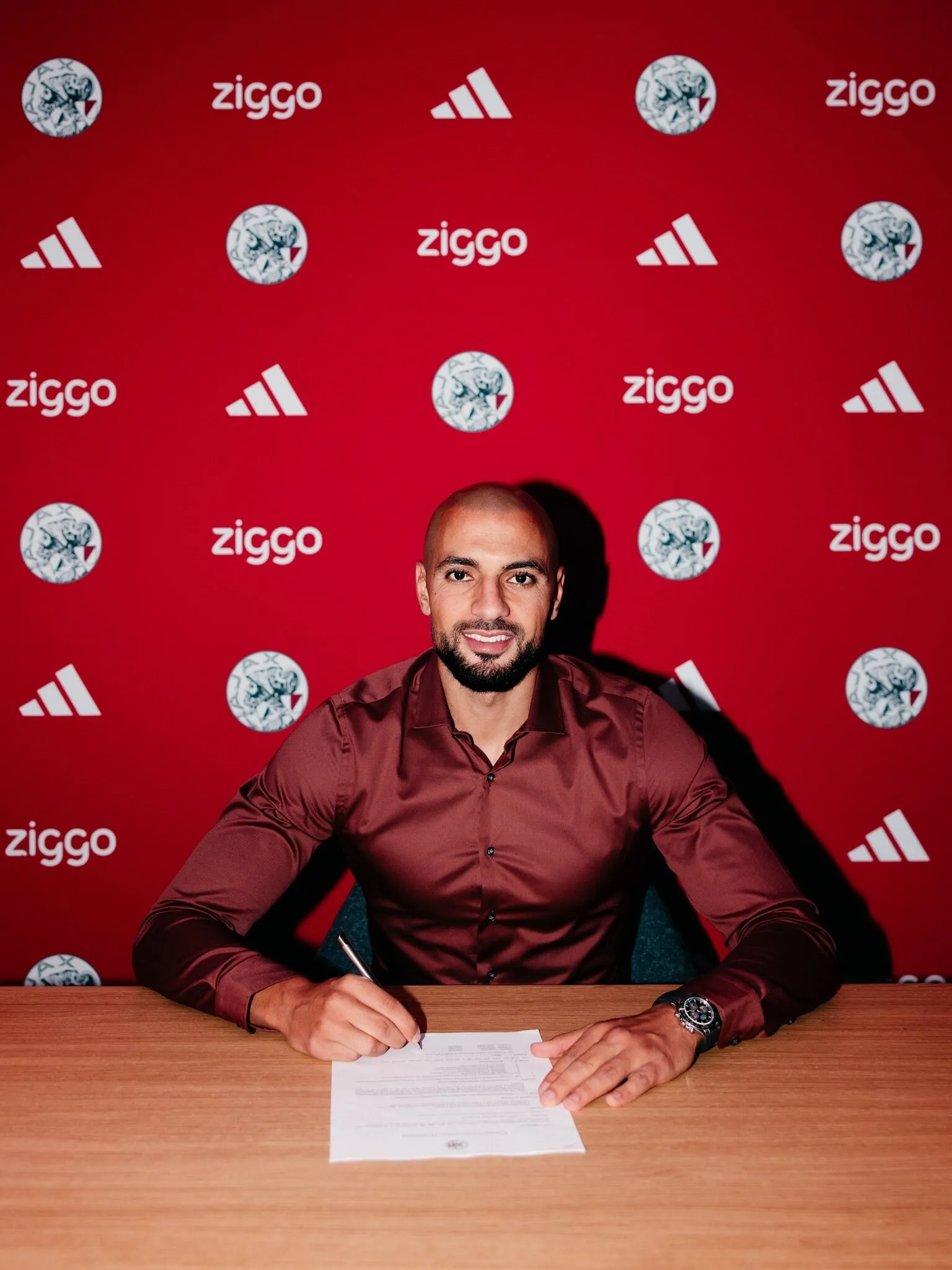 Fenerbahçe'den ayrılan Sofyan Amrabat Ajax'ta!
