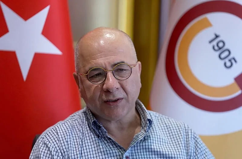 Galatasaray Yönetim Kurulu Üyesi Bora Bahçetepe trafik kazası geçirdi!