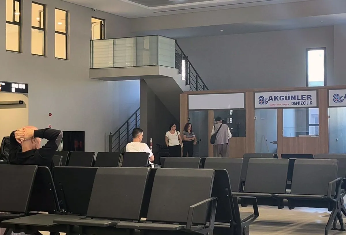 Girne'de Yolcu Gemisi Faciası: 8 Ölü, 18 Kayıp