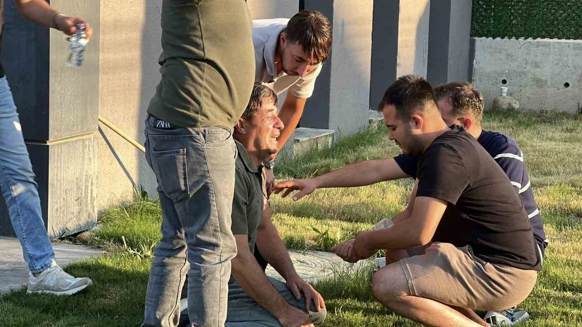 Girne'deki Feribot Kazasında Ailelerin Taşucu'nda Endişeli Bekleyişi