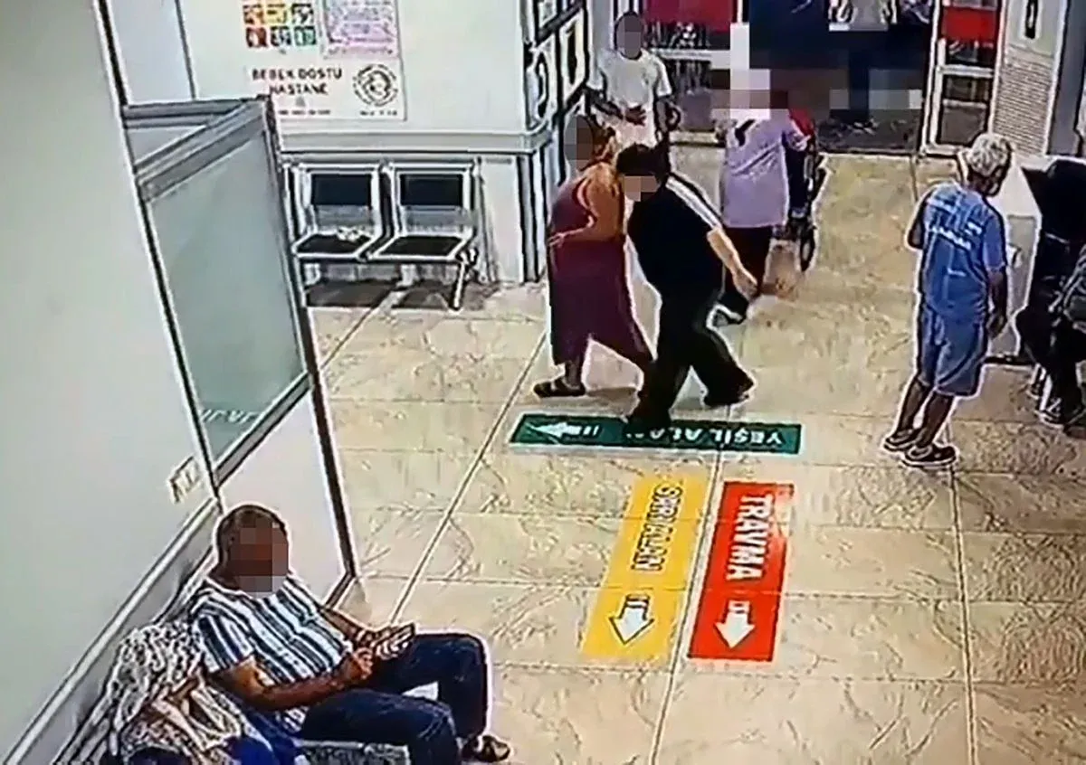 Hastane tuvaletinde dünyaya getirdiği bebeğini, çöp kutusuna attı