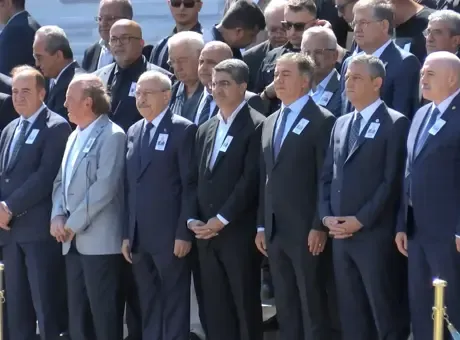 Hayatını kaybeden eski CHP Genel Başkan Vekili Cevdet Selvi için TBMM'de tören düzenlendi
