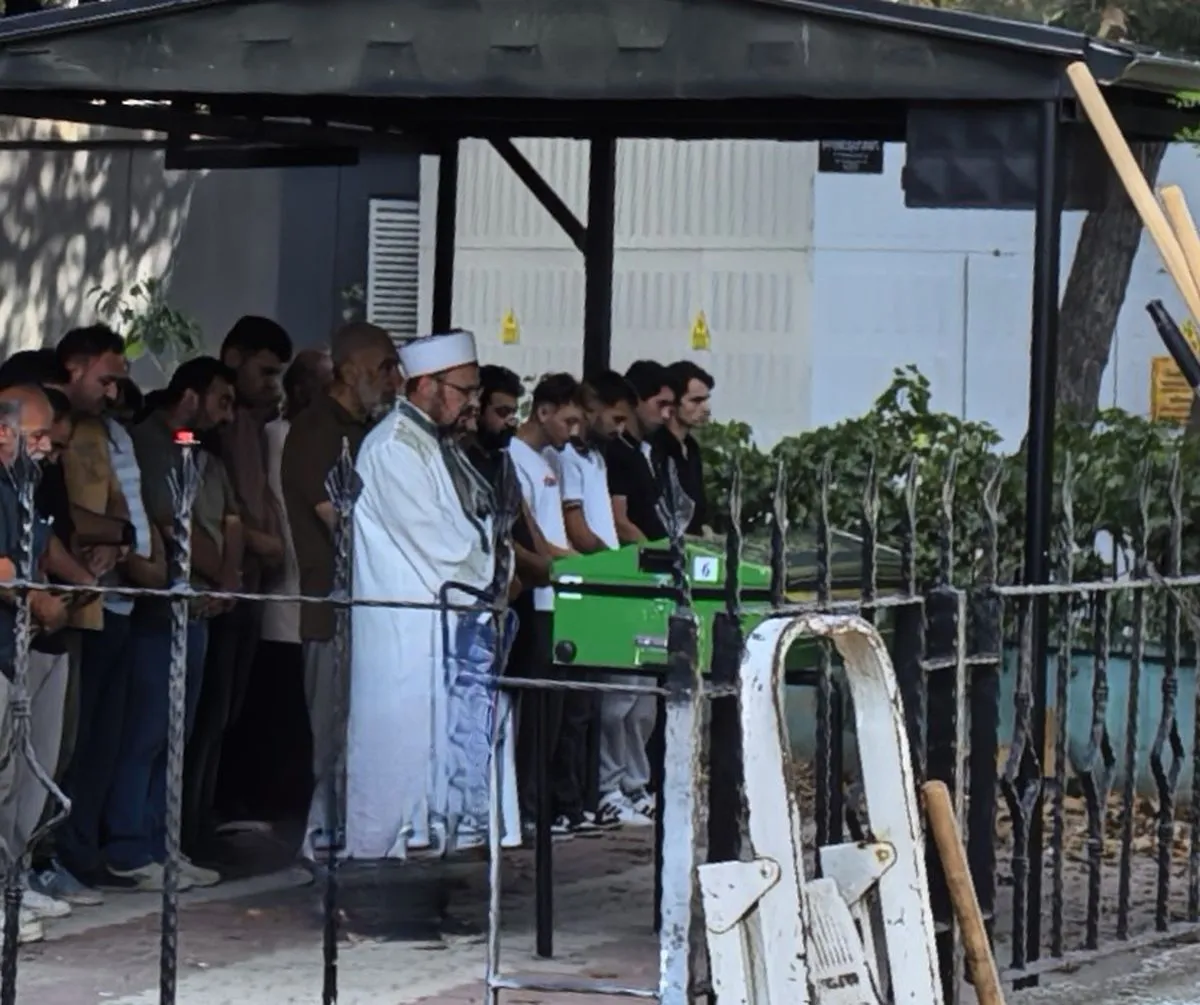 İnegöl'de Ev Sahibi Tarafından Vurulan Kişi Toprağa Verildi