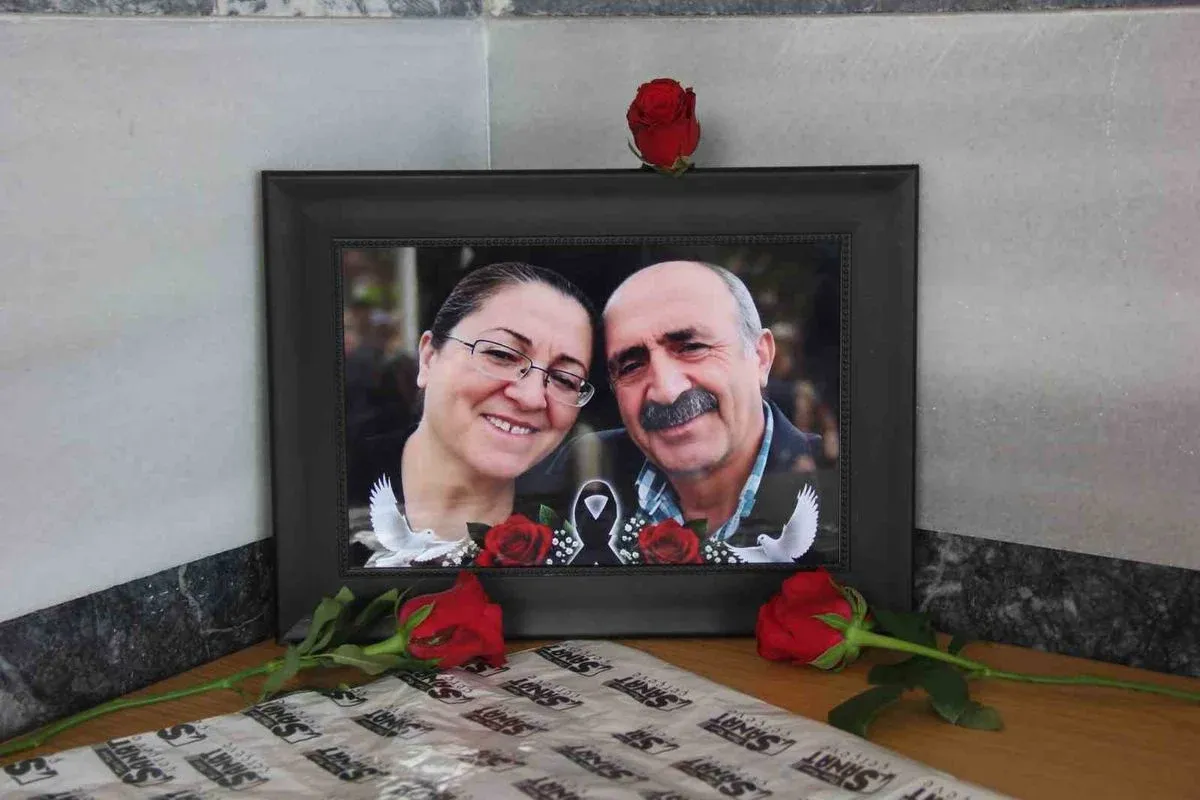 İzmir'deki Kazada Hayatını Kaybeden Çift, Sivas'ta Toprağa Verildi