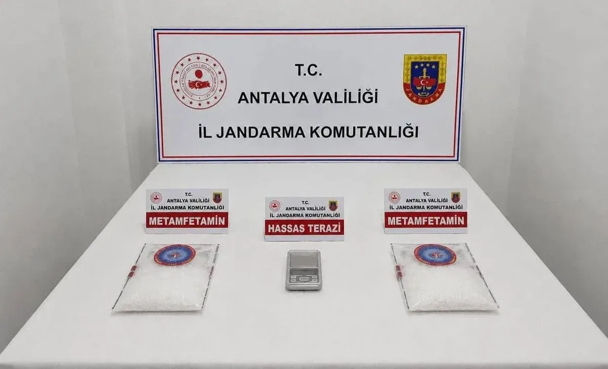 Kepez'de Otel Odasına Uyuşturucu Operasyonu: 2 Tutuklama