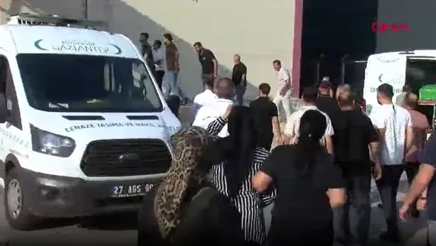 Kıbrıs'ta alabora olan gemide yaşamını yitiren Balyemez'in cenazesi uçakla Gaziantep'e getirildi