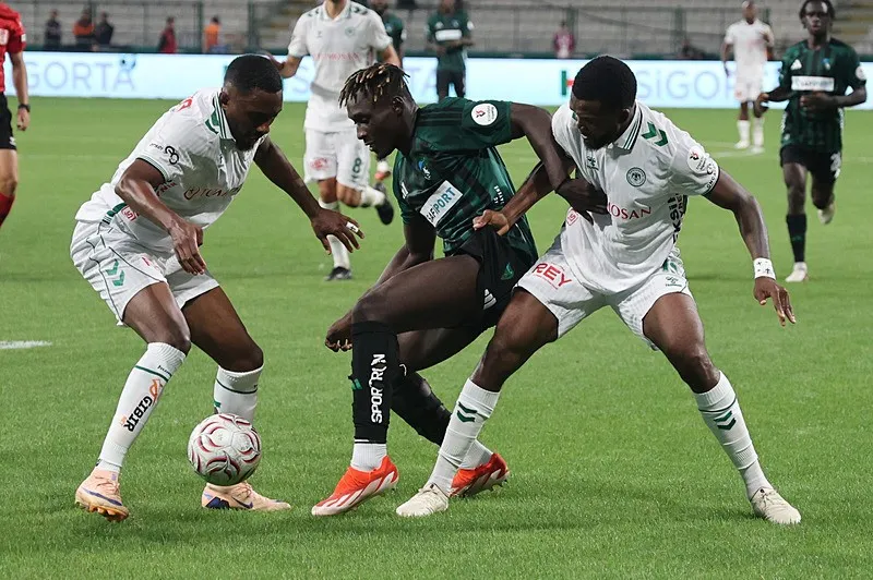 Kocaelispor deplasmanda TÜMOSAN Konyaspor'u mağlup etti!
