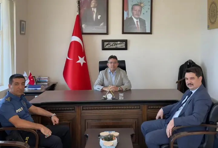 Marmaris'te görev değişikliği yapan emniyet müdürlerinden Kaymakam Kaya'ya ziyaret