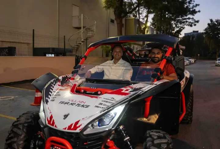 Off-road sporcularından 30 Ağustos korteji