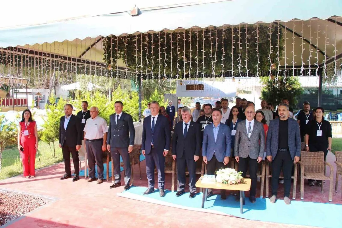 Samsun'da Fizik Öğretmenlerine Yapay Zeka Destekli Eğitim Başladı