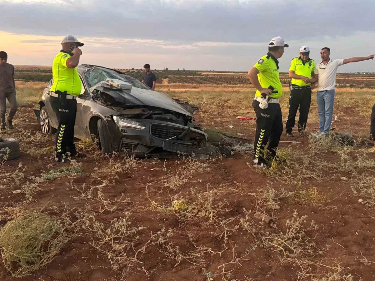 Suruç'ta Otomobil Devrildi: Aynı Aileden 9 Yaralı