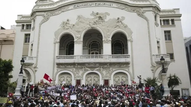 Tunus Meclisi'nde genel kurul çağrısı