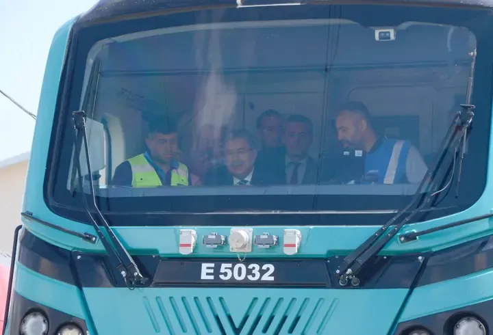 Vali Yılmaz, Eskişehir 5000'nin test sürüşüne katıldı