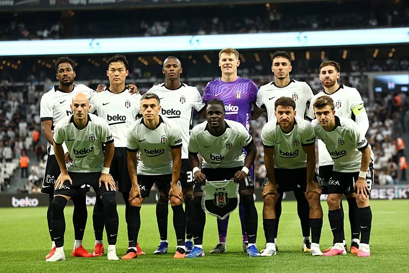 Vincenzo Italiano'dan sürpriz tercih! İşte Beşiktaş'ın Çorum FK maçı 11'i