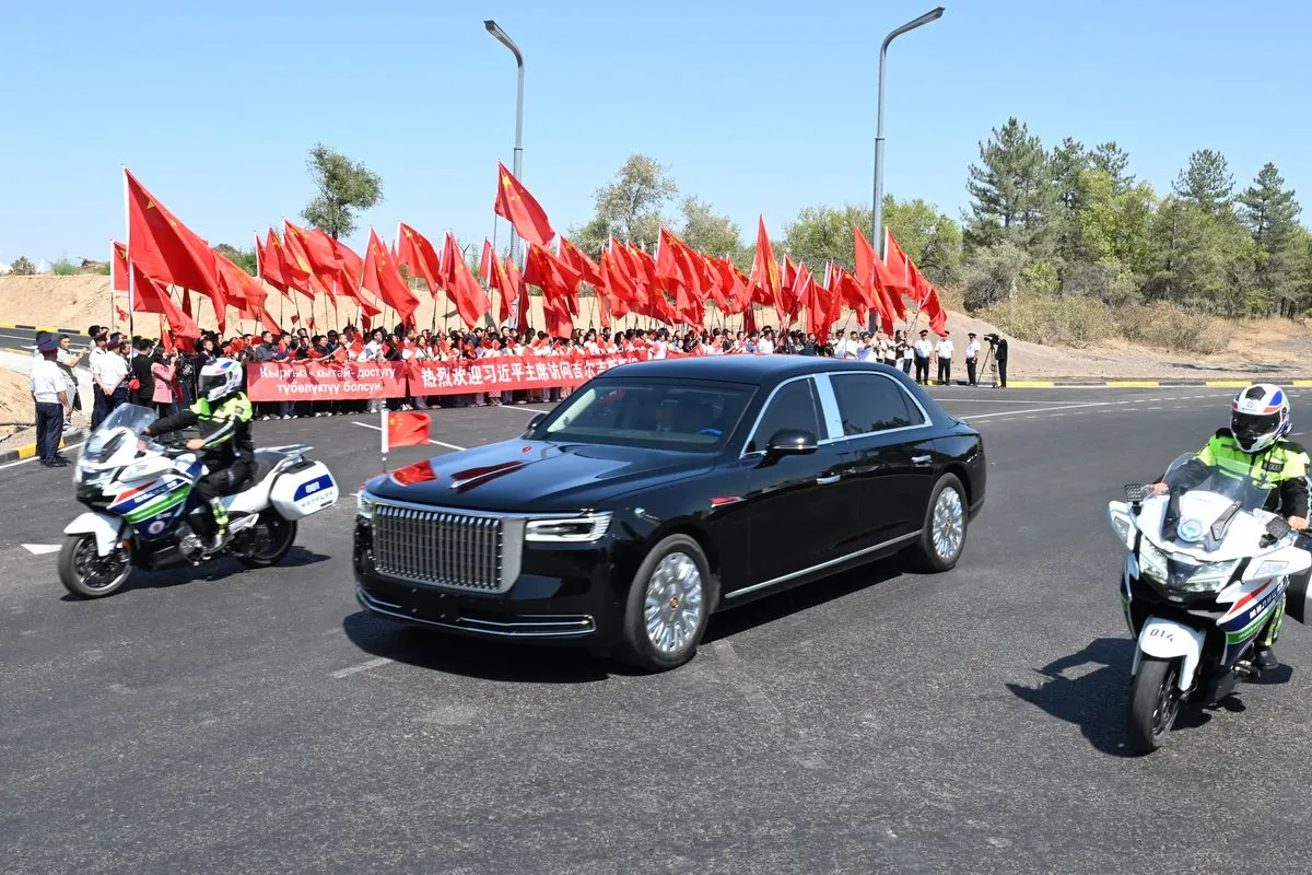 Xi Jinping Bişkek'te: ŞİÖ Zirvesi ve Devlet Ziyareti Başladı