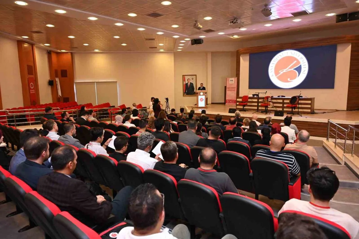 12. Uluslararası Tarih Eğitimi Sempozyumu Kastamonu'da Başladı