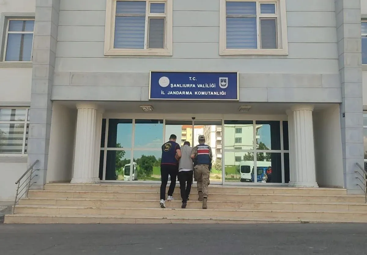 83 yaşındaki emekliye 72 milyonluk altın dolandırıcılığı; firari zanlı Şanlıurfa'da yakalandı