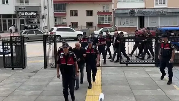 Ankara'da defineciler suçüstü yakalandı: 4 gözaltı