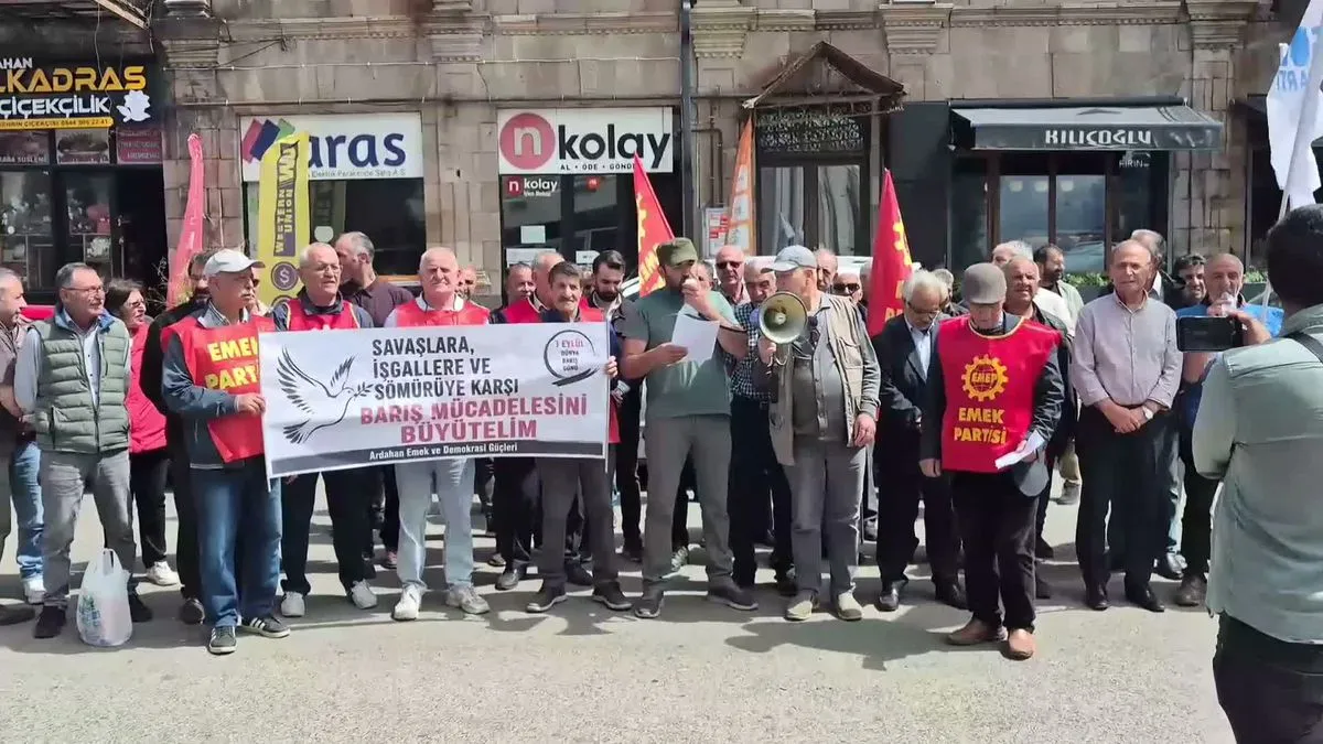 Ardahan'da 1 Eylül Dünya Barış Günü'nde Savaş Karşıtı Basın Açıklaması