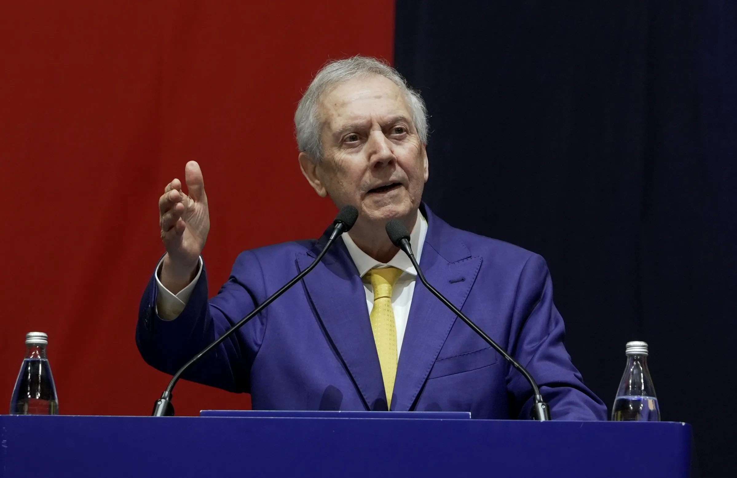 Aziz Yıldırım'dan transfer itirafı. "1 ay uğraştık, gelmek istemedi"