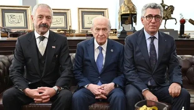 Bahçeli, Sarallar ve Şahinler aileleriyle MHP Genel Merkezi’nde bir araya geldi