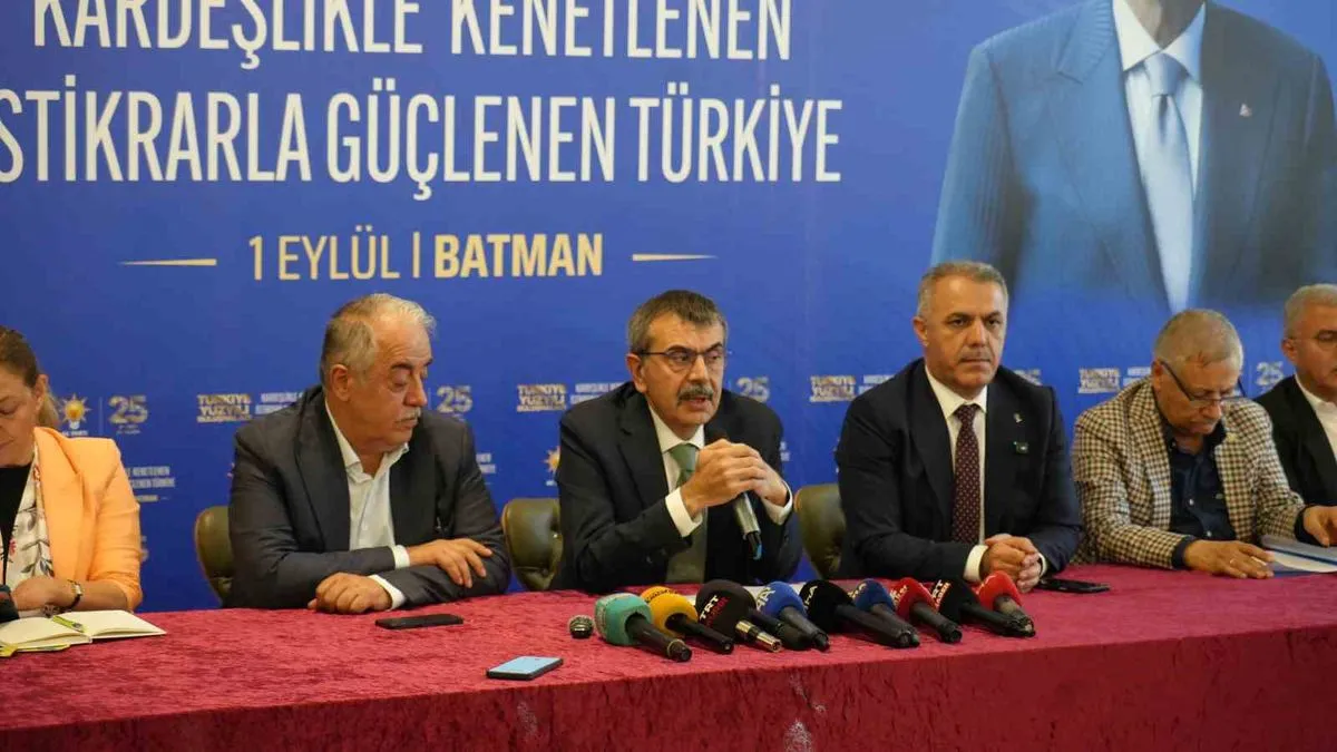 Bakan Tekin: Terörsüz Türkiye Sürecinde Bahçeli'nin Desteği Yeri Doldurulamaz