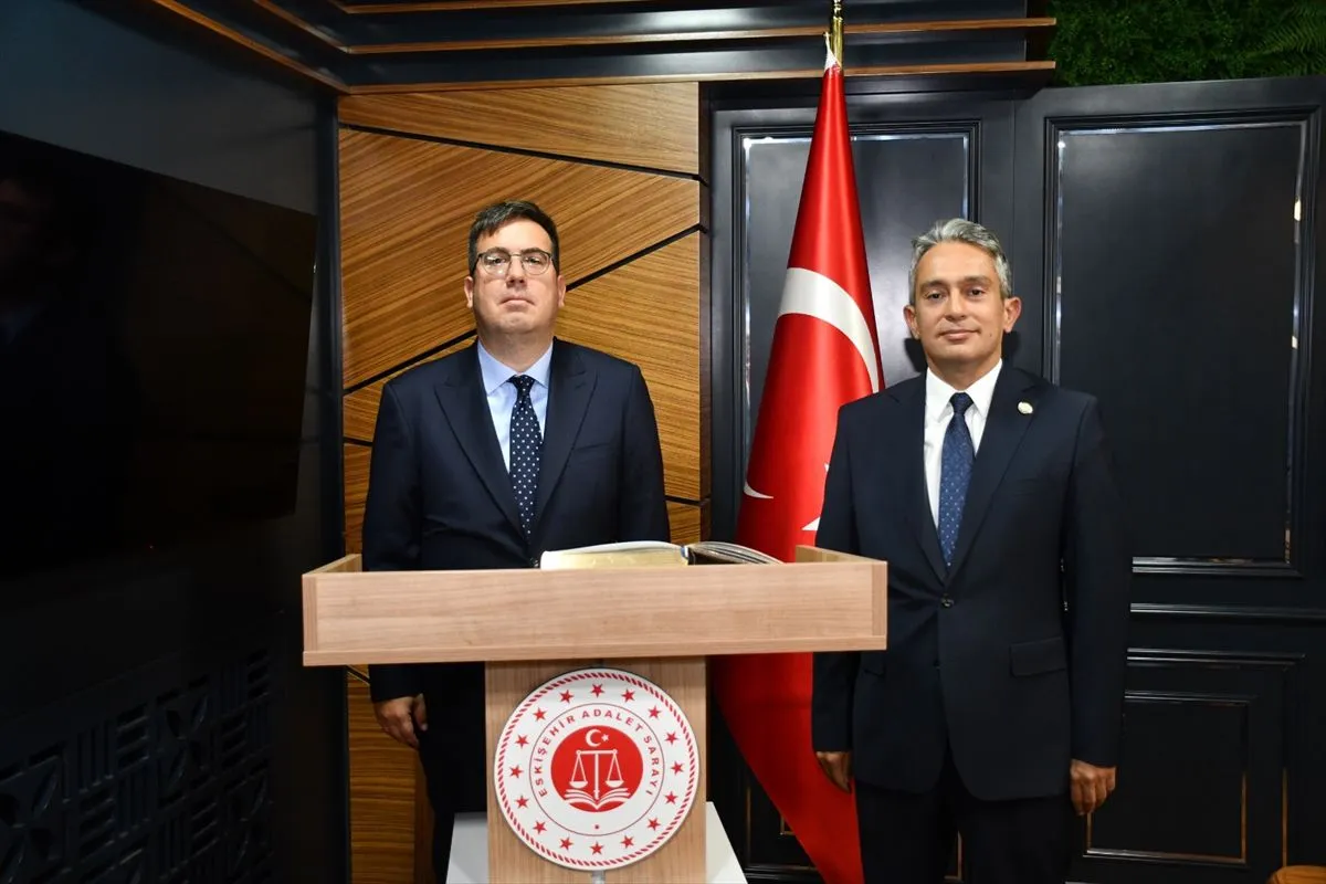 Bakan Yardımcısı Tuncay Eskişehir'de Yargı Mensuplarıyla Buluştu