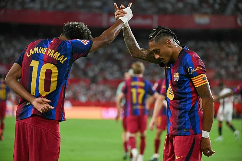 Barcelona deplasmanda Sevilla'yı yıktı!