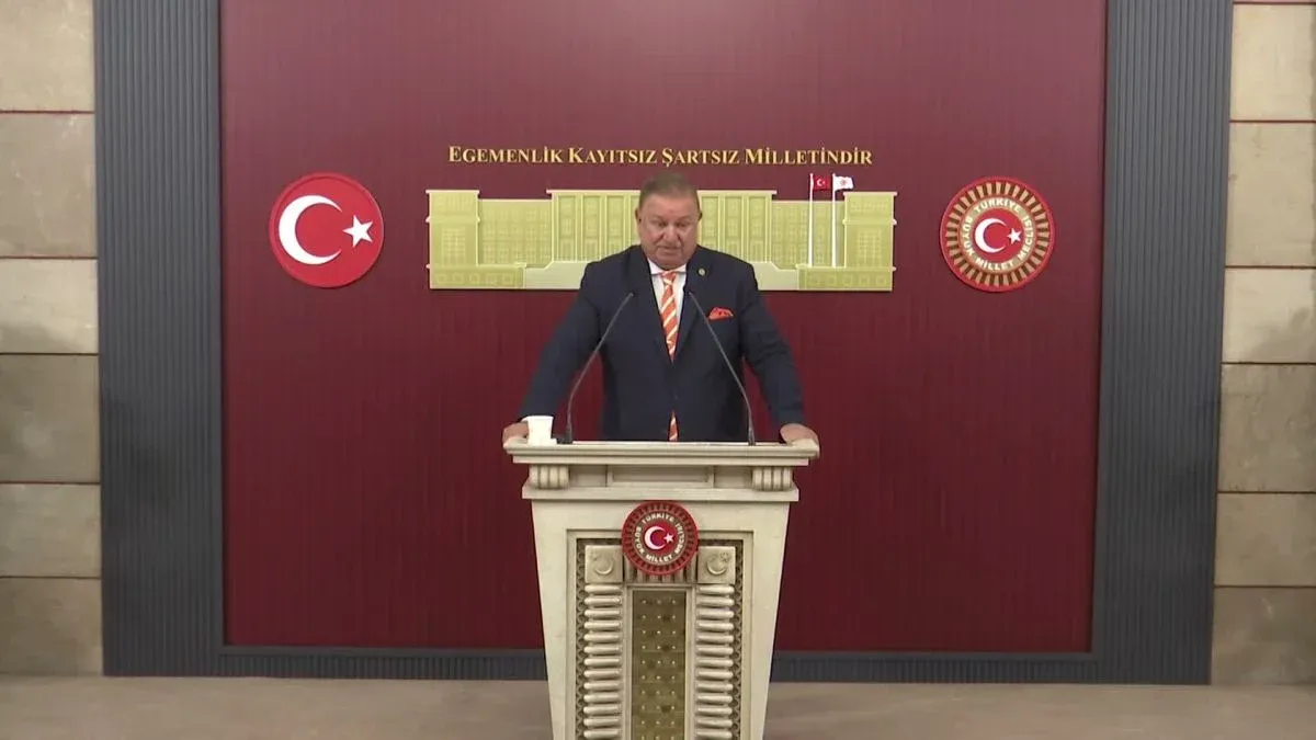 Bekin'den Stelios Vakfı'nın Feribot Faciası Yardımına Tepki: 'Amaçları Araştırılmalı'