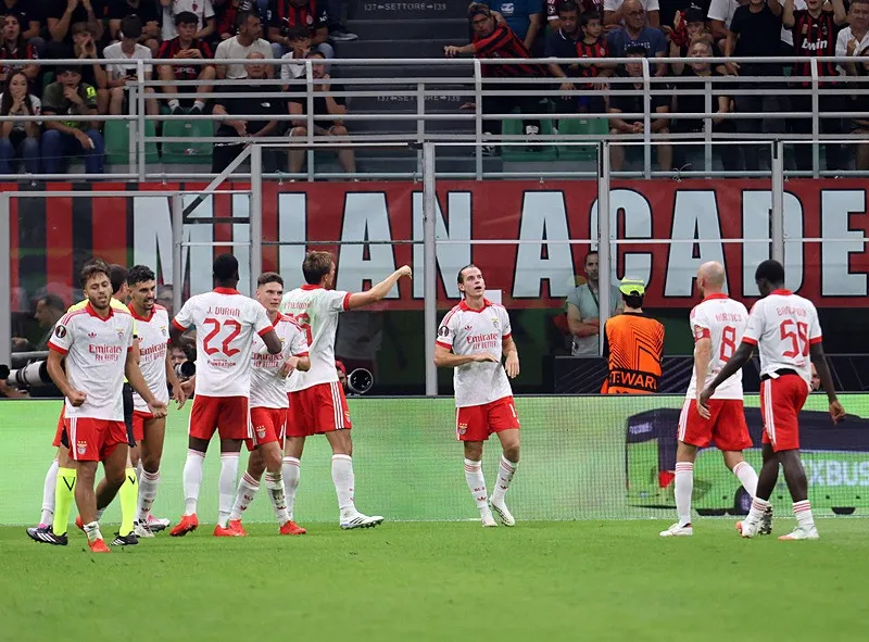 Benfice deplasmanda Milan'ı yıktı!