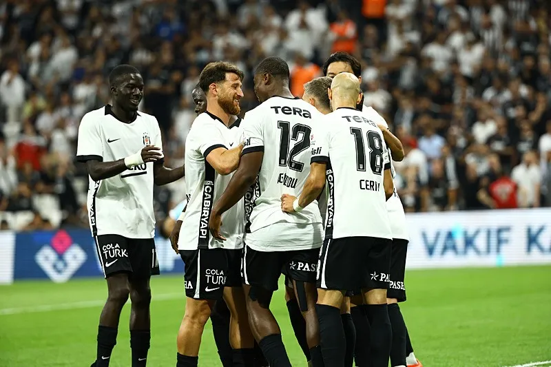Beşiktaş Diyarbakır'da liderlik peşinde! İşte Italiano'nun Amed Sportif Faaliyetler maçı muhtemel 11