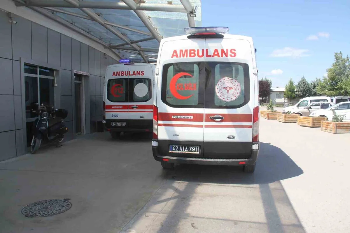 Beyşehir'de Motosiklet Kazası: Sürücü Yaralandı