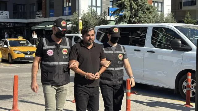 Bulgaristan'a kaçmaya çalışırken yakalanan Arif Kocabıyık tutuklandı
