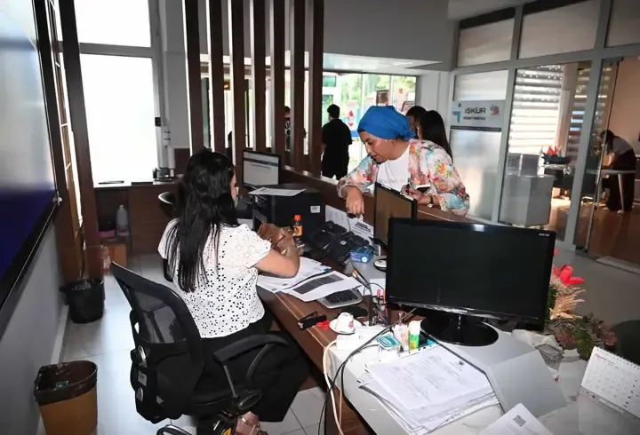 Burs ve ücretsiz servis başvuruları başladı