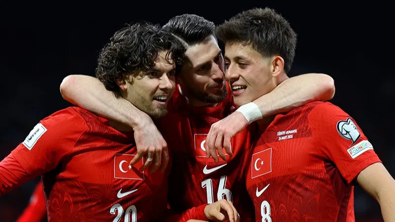 CANLI | Türkiye'nin yolculuğu başladı, rakip Fransa