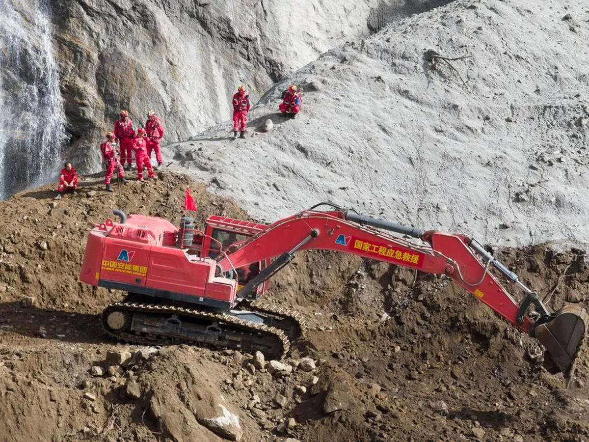 Çin, Gyirong Sınır Kapısı'ndaki Heyelan Kurtarma Çalışmaları İçin Meteorolojik Desteği Güçlendirecek