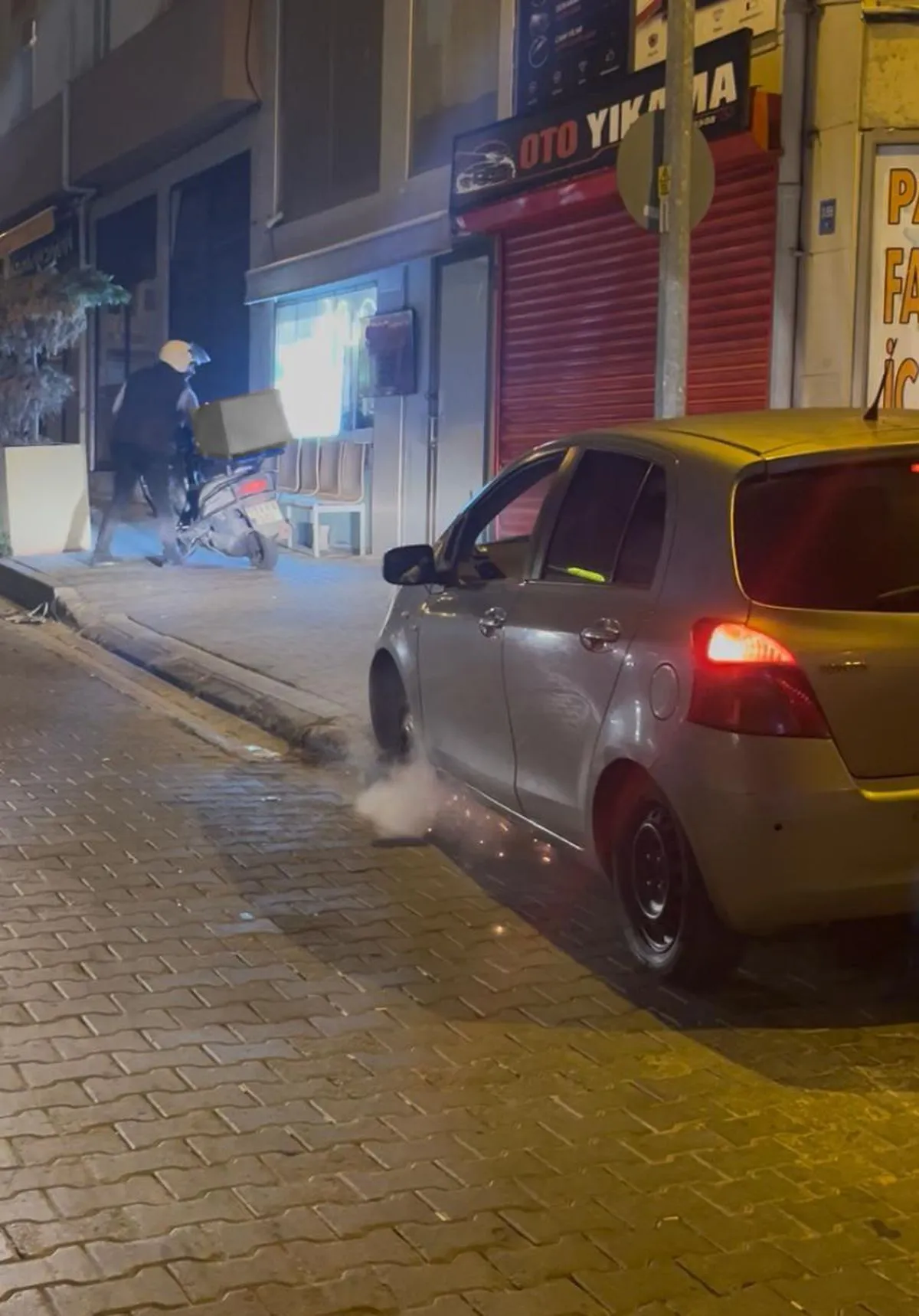 Çorlu'da Alkollü Sürücü Jant Üzerinde Ters Yönde Seyretti