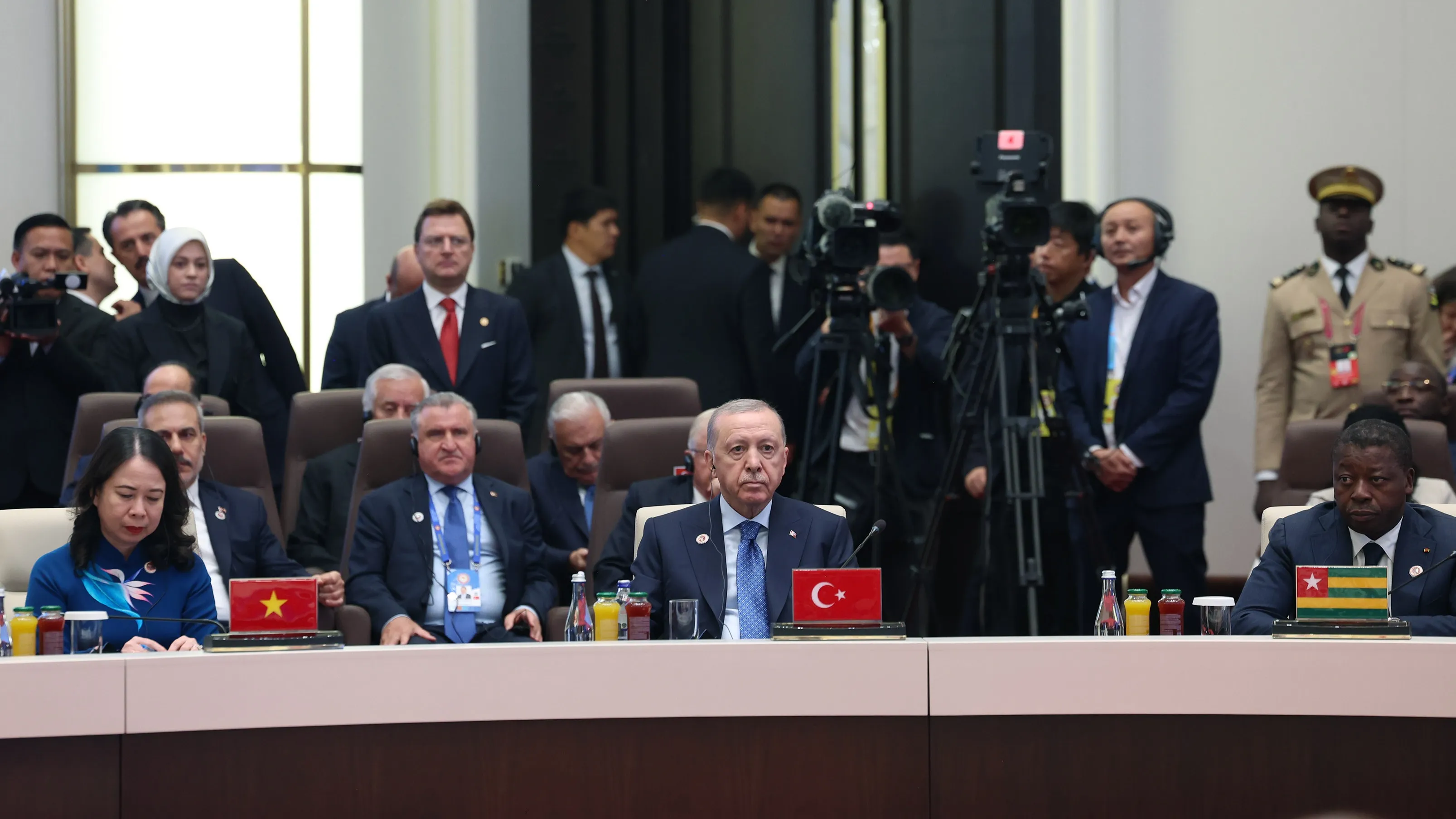 Cumhurbaşkanı Erdoğan: Çatışmalar diplomasiyle çözülmeli