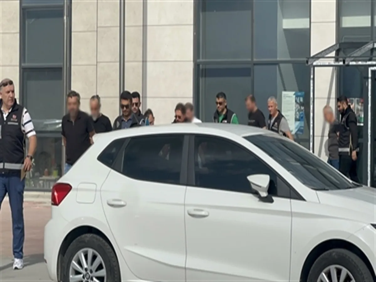 Devre mülk dolandırıcılığı davasında 6 sanıktan 2'sinin ev hapsi kaldırıldı