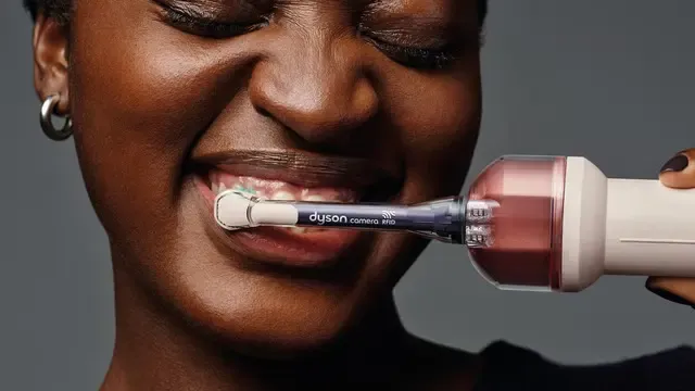 Dyson, Kameralı Akıllı Diş Fırçası Tanıttı: Karşınızda CameraJet!